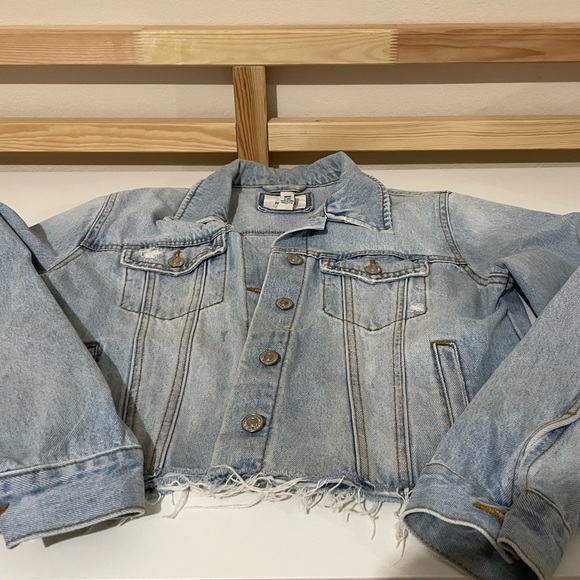 Forever 21 Jean jacket - Picture 1 of 3